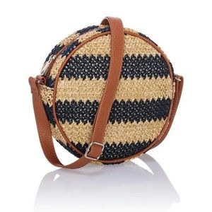Thirty One - Jewell Round About Straw Crossbody